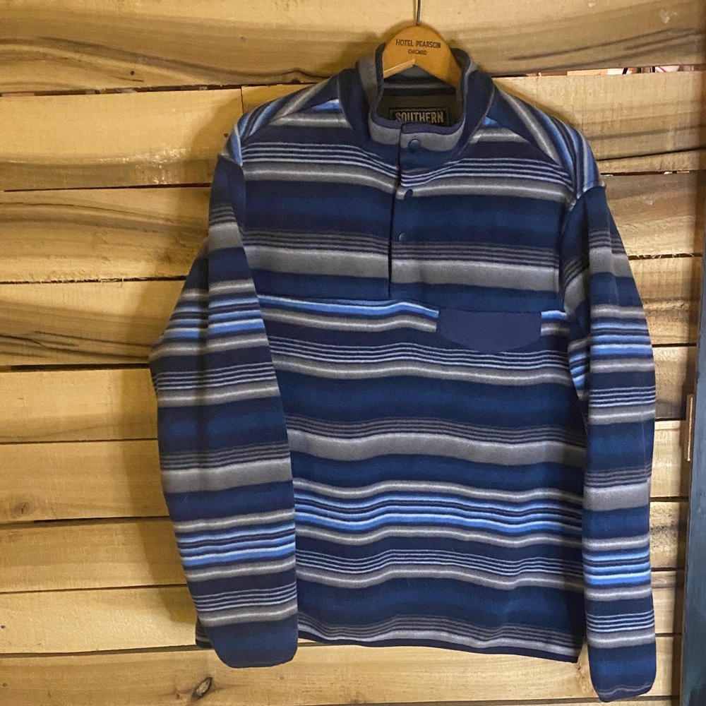 Southern Grit striped Blue partial button up Pullover Sweater size XL pocket